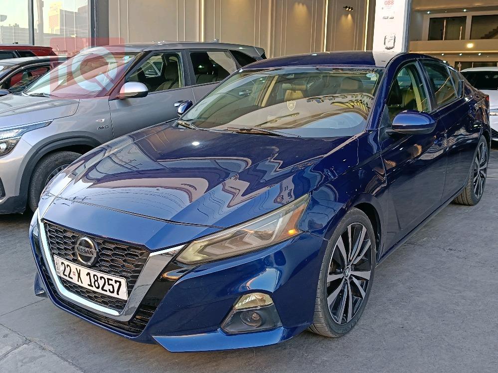 Nissan Altima